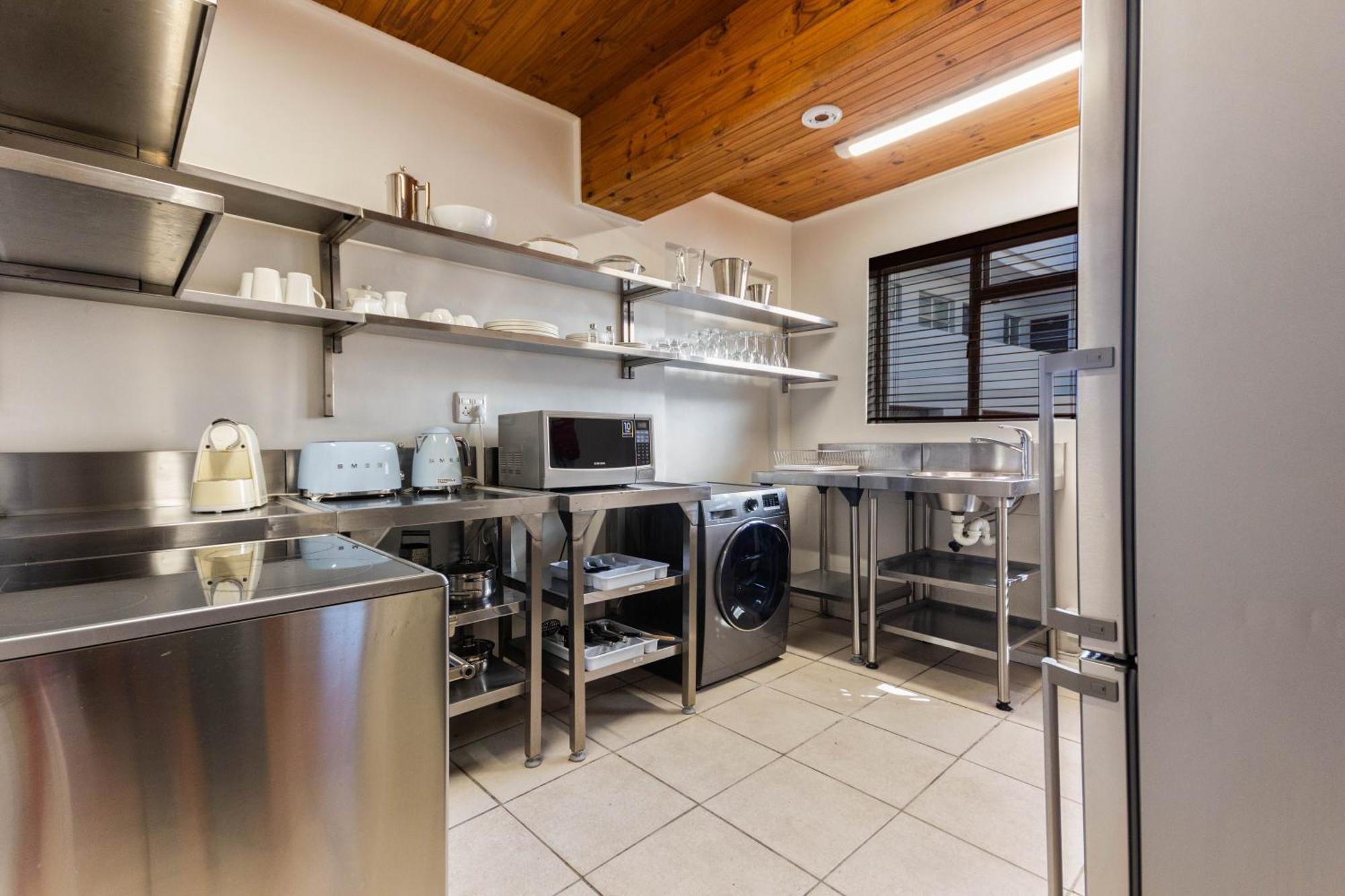 Apartment Tidal Pool - Camps Bay
