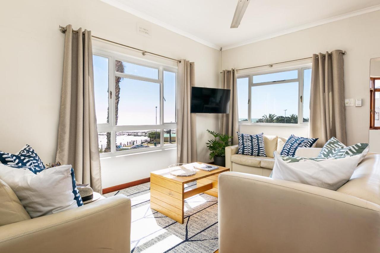 Camps Bay Village - Tidal Pool Apartment Cape Town