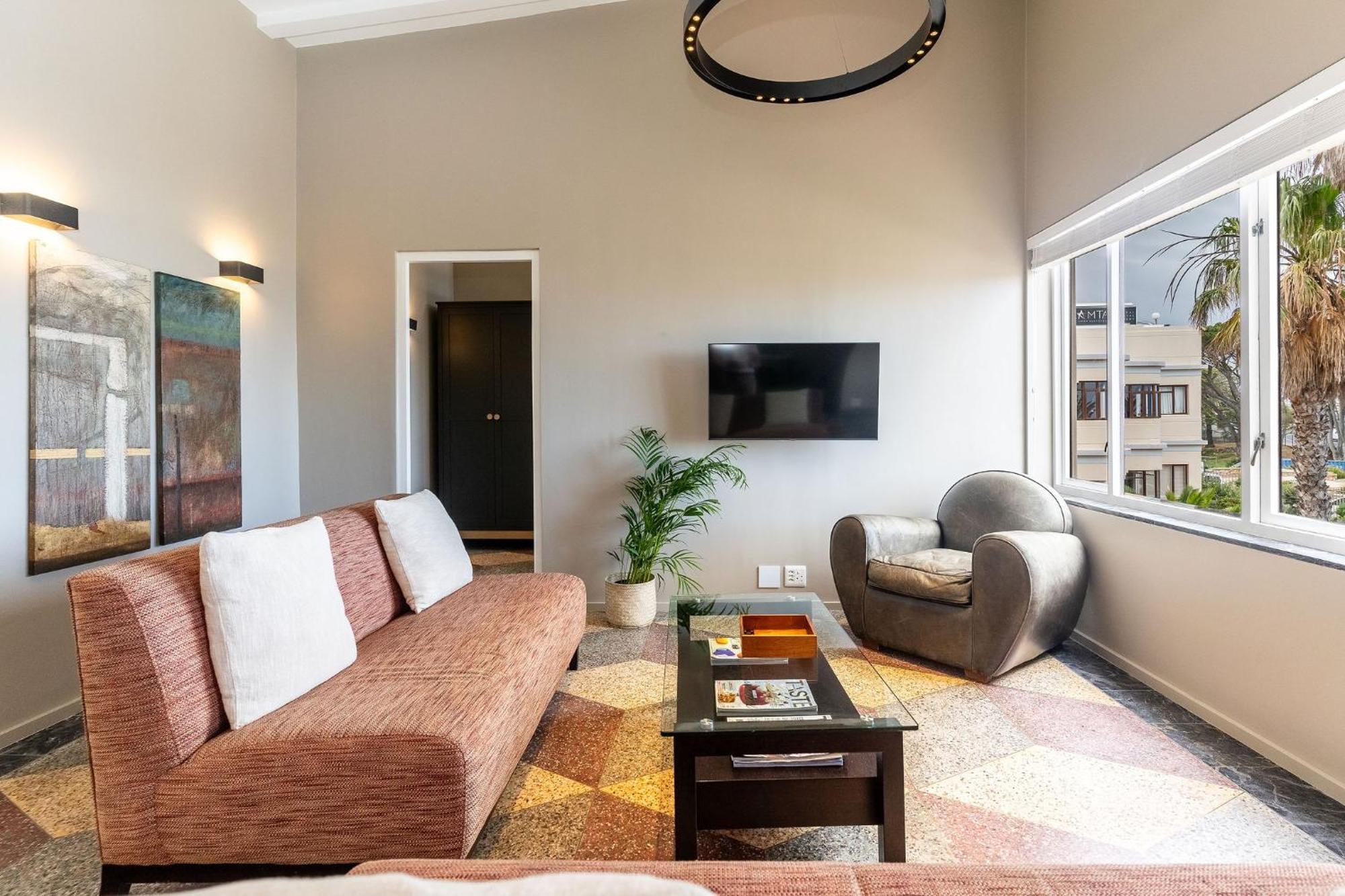 Camps Bay Village - Tidal Pool Apartment