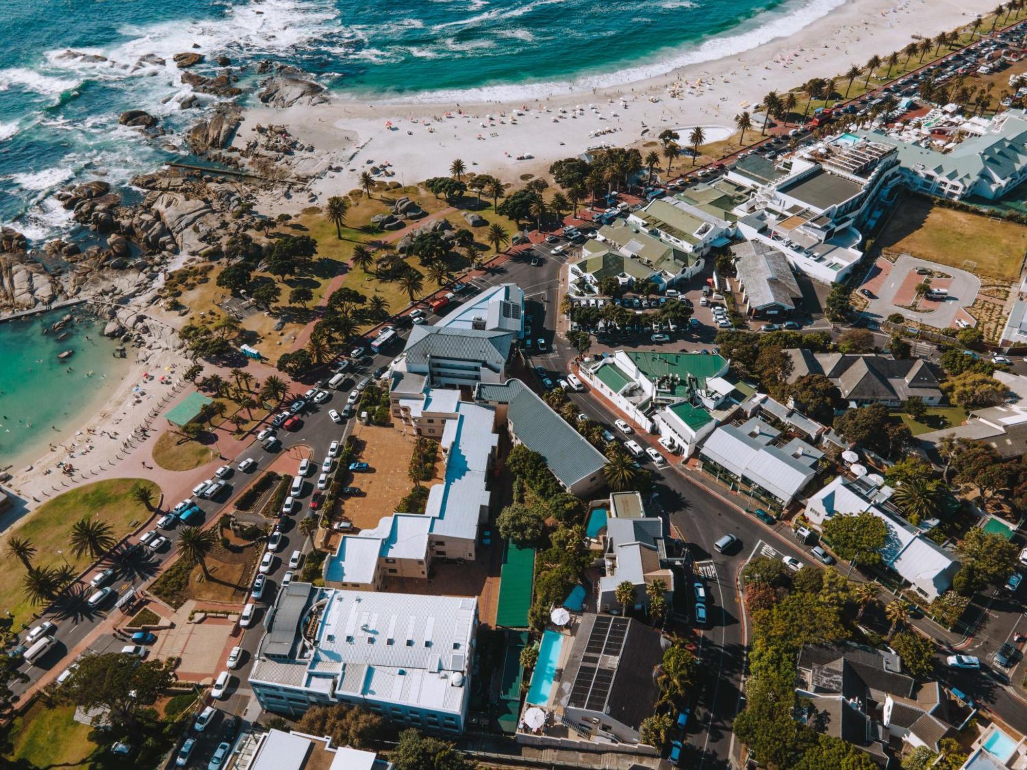 Apartment Camps Bay Village - Tidal Pool Cape Town